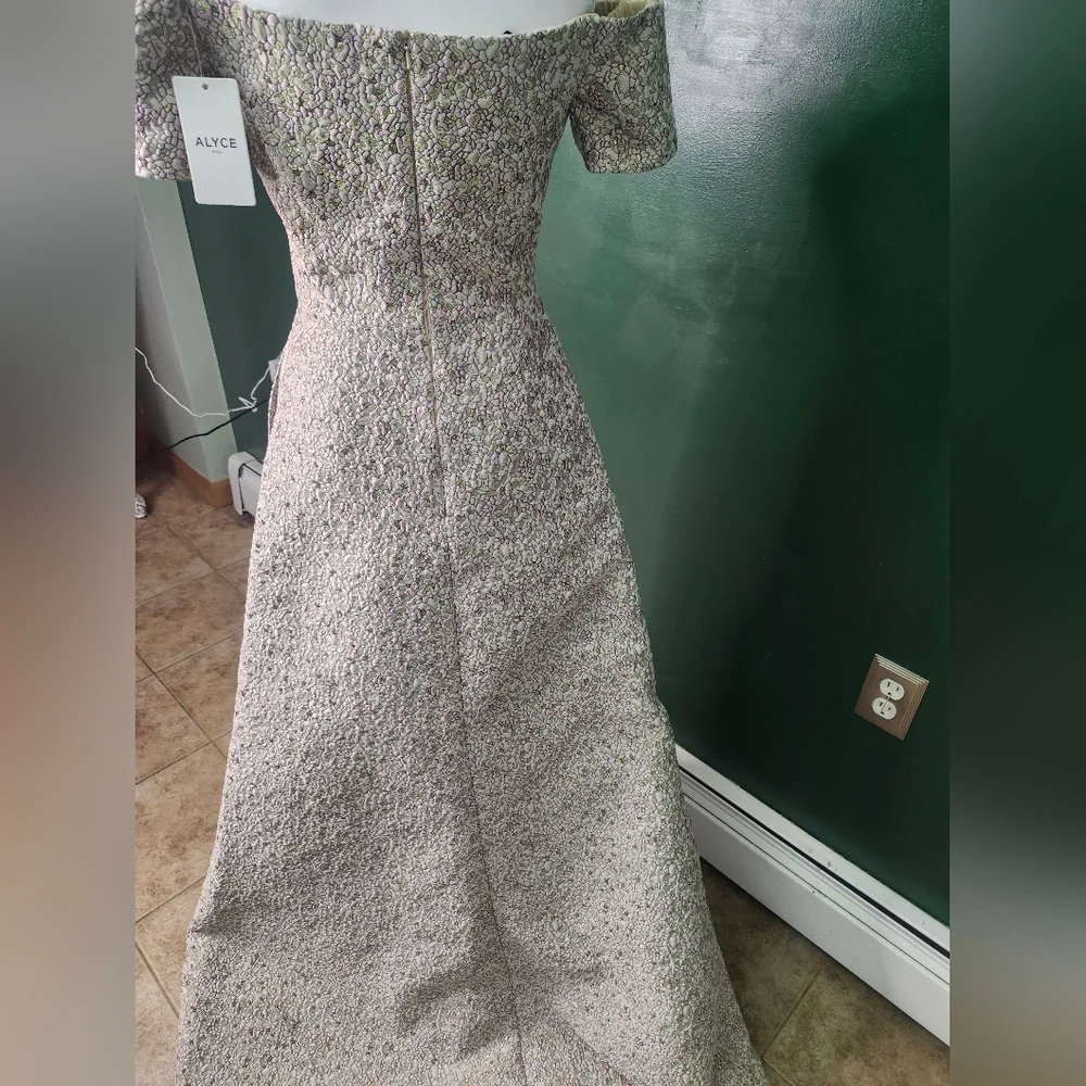 Alyce Paris Pink Floral Off-Shoulder Maxi Dress - Picture 7 of 13